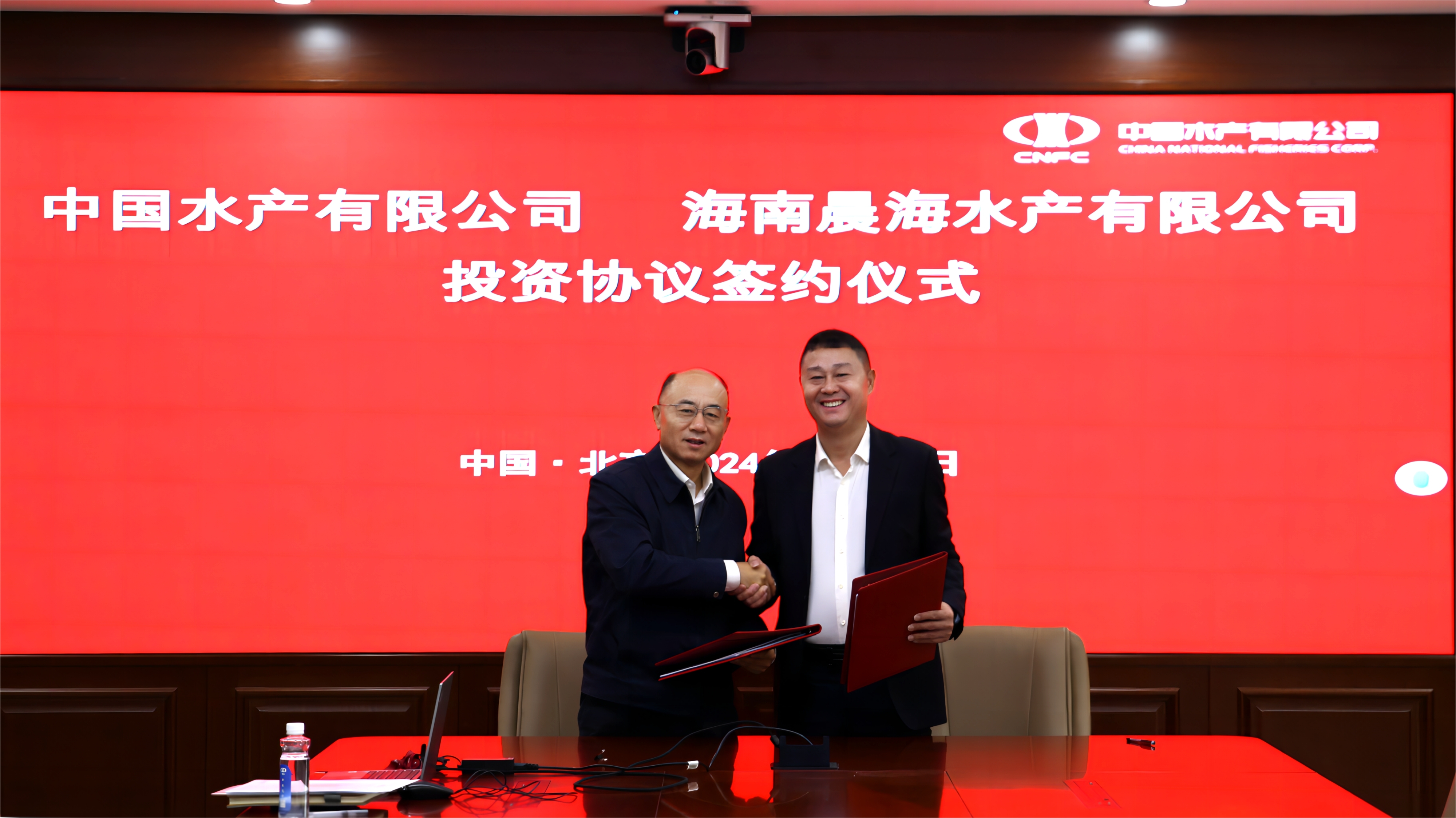 小合影 (1)(1).jpg 小合影 (1)(1).jpg
